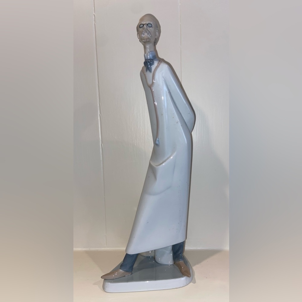Vintage Lladro "The Doctor" Medico Figurine #4602 Glossy 14 1/2"